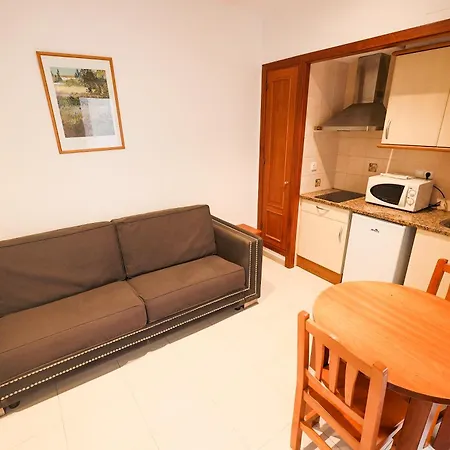 Apartamentos Royal-2