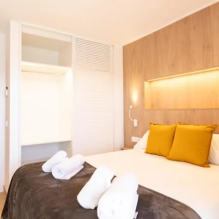 Apartaments Primera Linea Torre Valentina-2