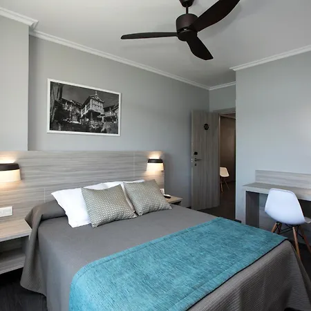 Hotel Combarro-2