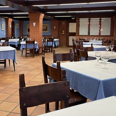 Hotel Fidalgo-2