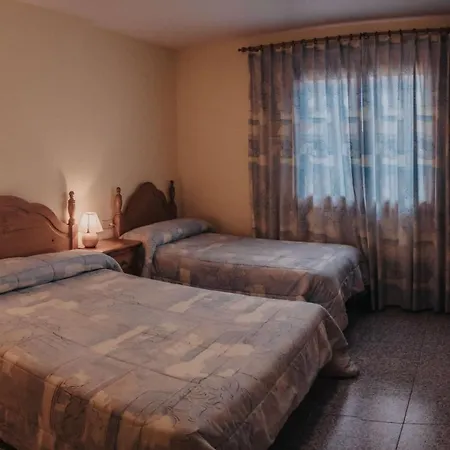 Apartaments Castellar De N'Hug-3