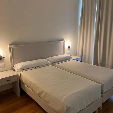 Hotel Santa Ana-2