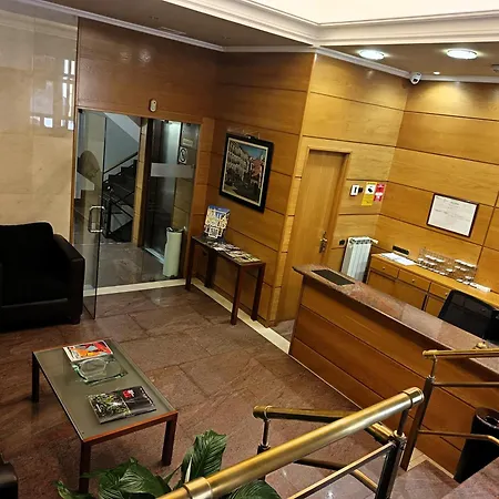 Hotel El Nogal-2