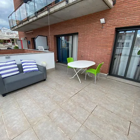 Tranquilo y con terraza-3