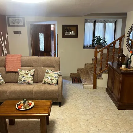 Apartamentos Rurales Los Villares-3