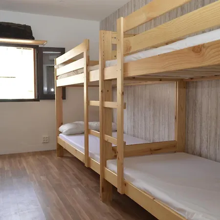 Albergue Gares-2
