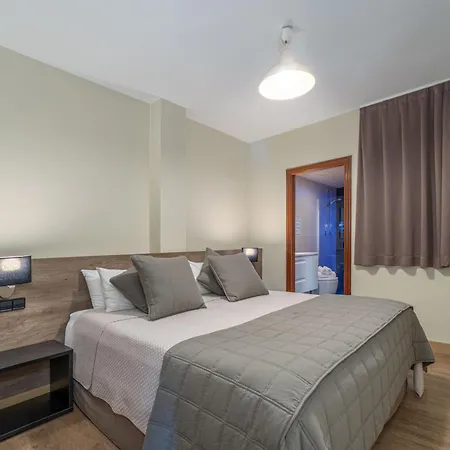 Hotel Montmar-2