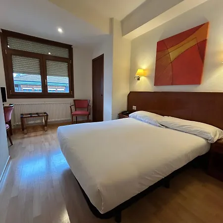 Hotel Unzaga Plaza-3