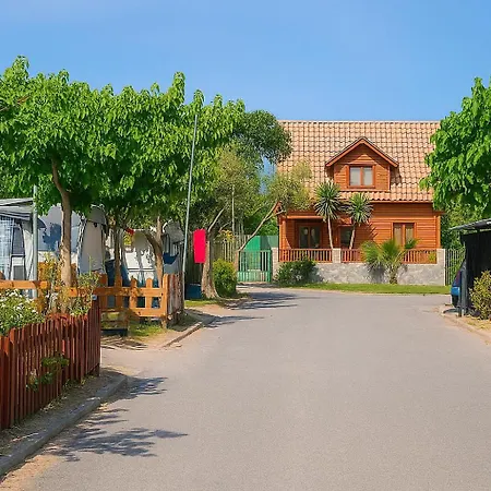 Arc de Bará Camping&Bungalows-2