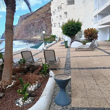 Apartamentos Playa Chica / Playa Las Gaviotas-2