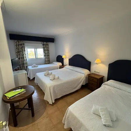 Hotel Las Camelias-2