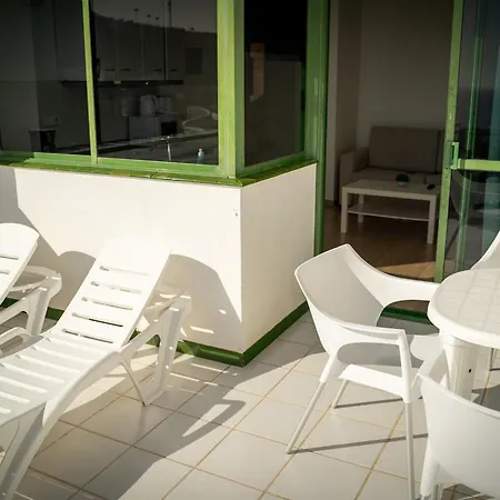 Apartamentos Halley-3