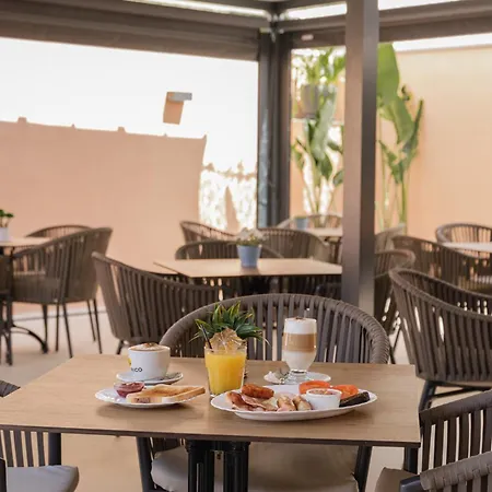 Hotel Gabarda-3