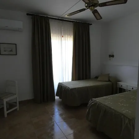 Hostal Port Fornells (Adults Only)-3