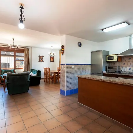 Hostal y Apartamento Rural Los Naranjos-3