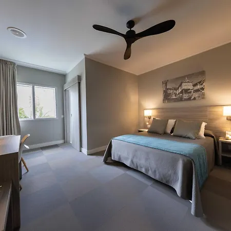 Hotel Combarro-2
