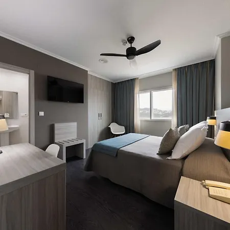 Hotel Combarro-3
