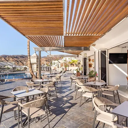 Apartamentos Cabau Cala Nova-2