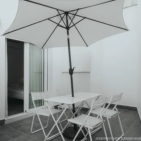 Caleta Homes - Apartamentos Pompidou-2