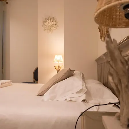 Amona Teresa Guesthouse-3