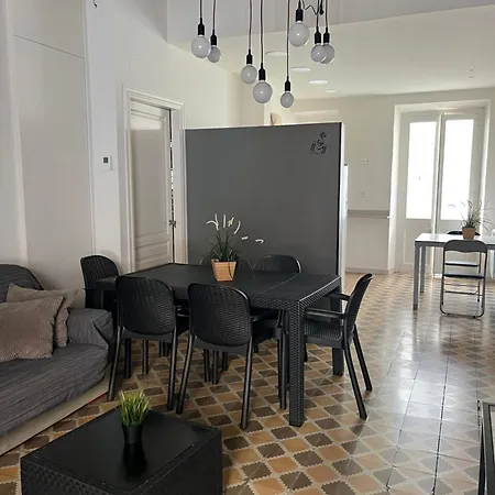 Hostal Sant Marti-3