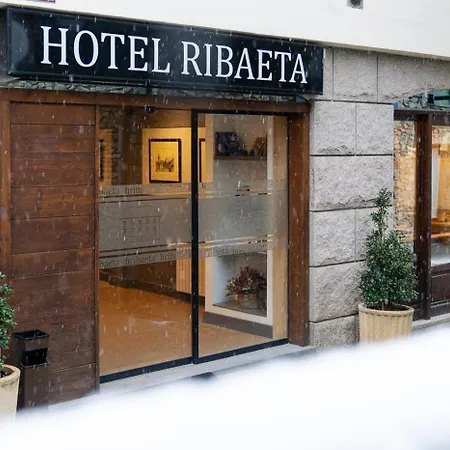 Hotel Ribaeta-3