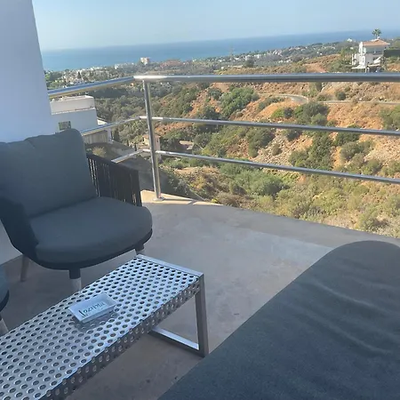 Marbella Boutique Art Suites-3