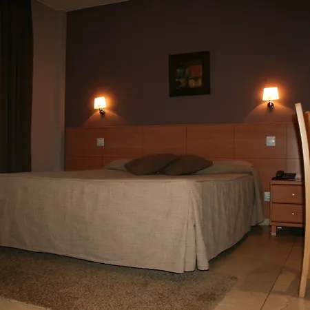 Hotel Apartamentos Ciudad de Lugo-2