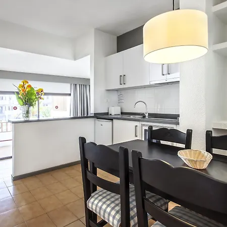 Apartamentos Hg Cristian Sur-2