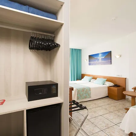 Hotel Tropical-2