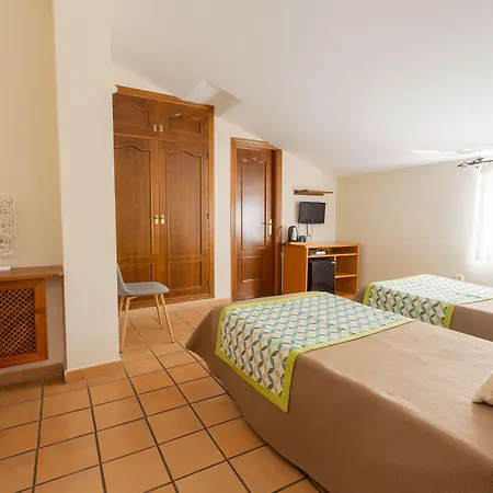 Hostal El Gallo-2