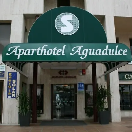 Apartahotel Aguadulce-2