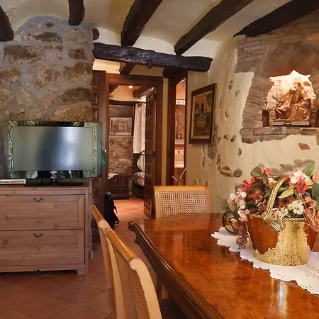 El Moli De Pontons Suites Con Jacuzzi Spa-2