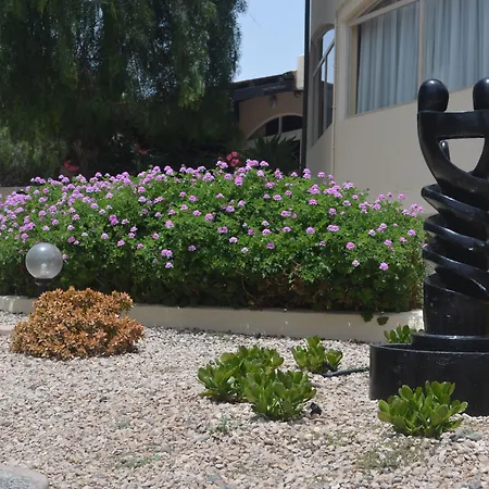Hotel Livvo Risco Del Gato Suites-3