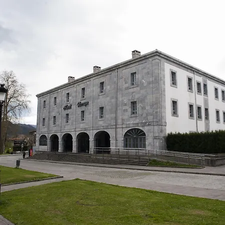 Hotel Arrupe-2