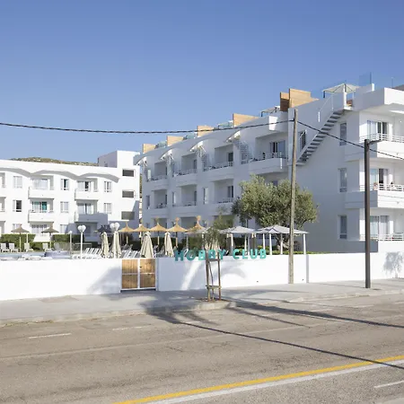 Cabot Hobby Club Apartments-3