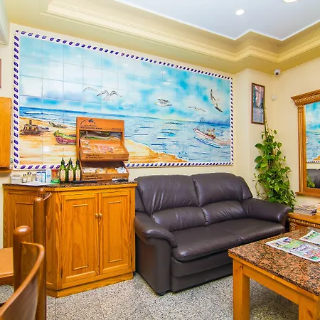 Hostal Los Corchos-2