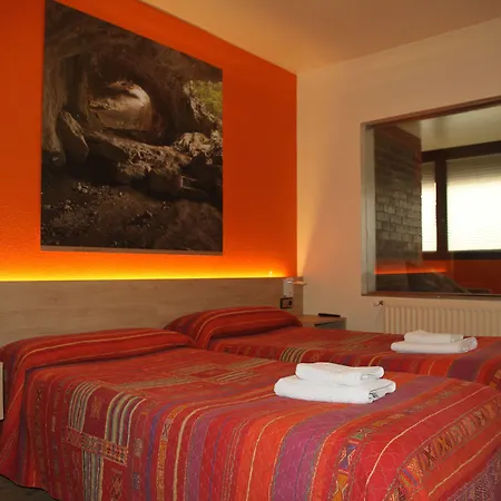 Hostal Acella-2
