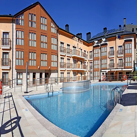 Apartahotel & Spa Jacetania-3