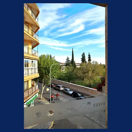Hotel Navarro-3