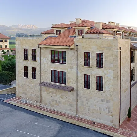 Apartamentos Spa Villa Pasiega-3