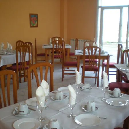 Hotel Chamuiñas-2