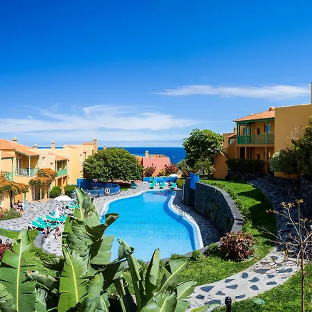 Apartamentos La Caleta-2