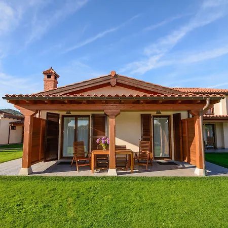 Casona de Llanorrozo Apartamentos Rurales-2