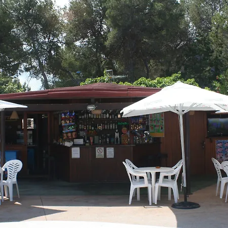 Apartamentos Del Rey-3