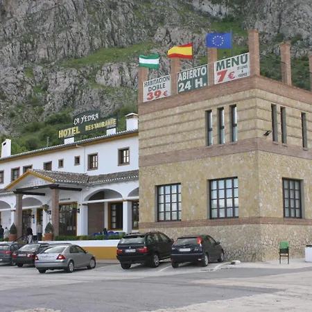 Hotel La Yedra-3