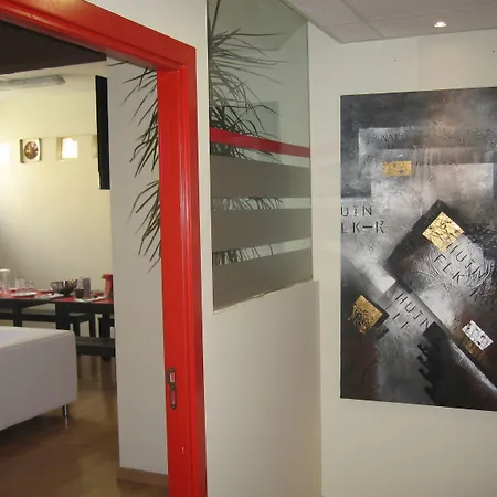 Bilbao Central Rooms-3