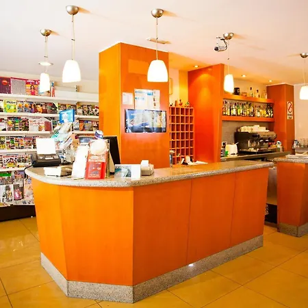 Hotel Maycar-3