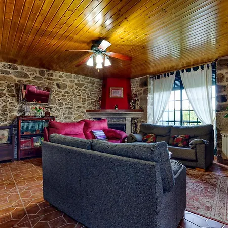 Casa Rural Os Carballos-3