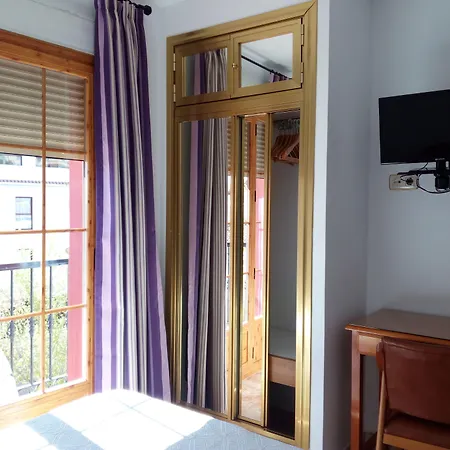 Hostal Rural Montual-2